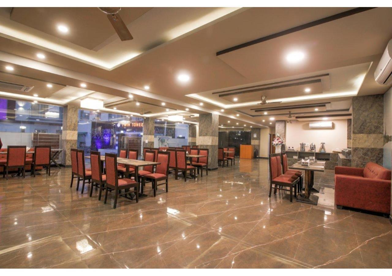 Kusum House Bed & Breakfast Greater Noida Dış mekan fotoğraf