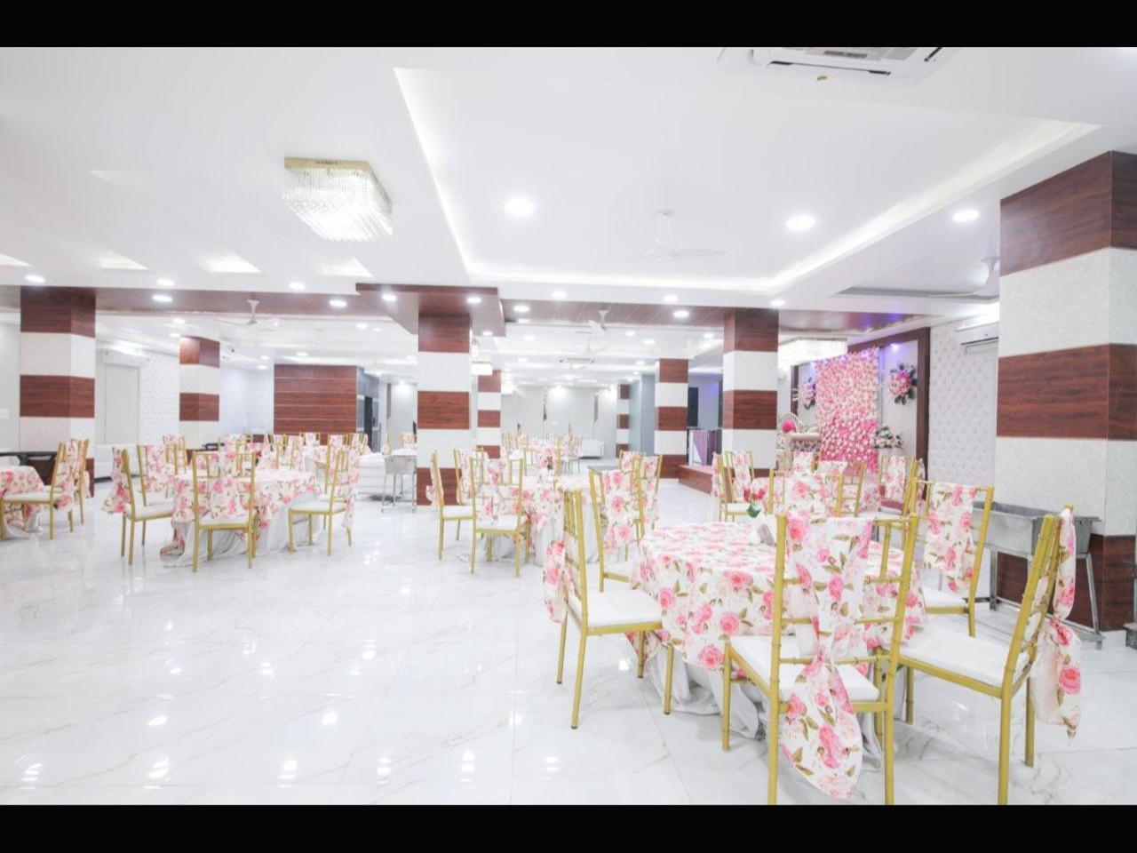 Kusum House Bed & Breakfast Greater Noida Dış mekan fotoğraf